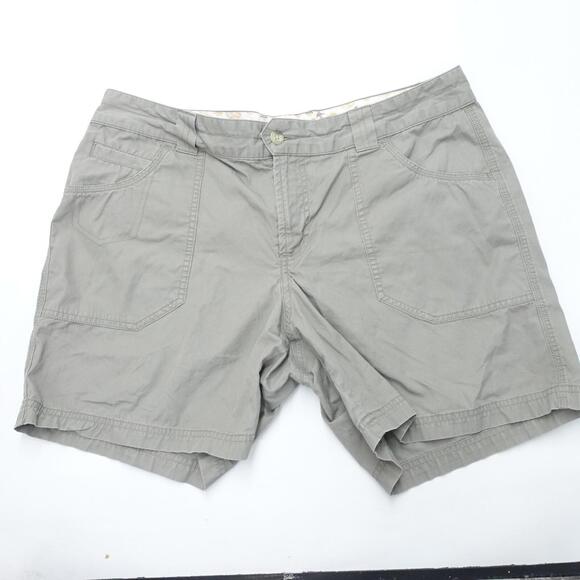Columbia Sportswear Khaki Shorts Women's 12 Gray 100% Cotton Logo Hiking Zip-Fly - Picture 1 of 5